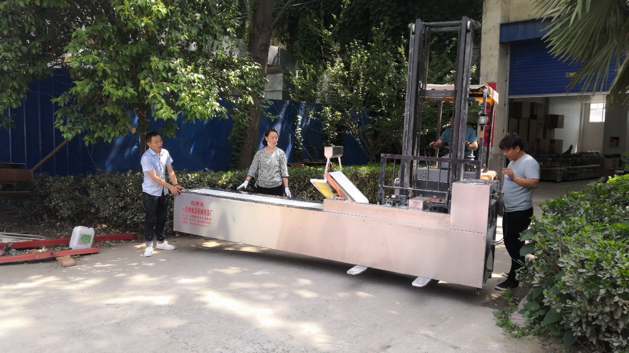 大型燴面機流水線1